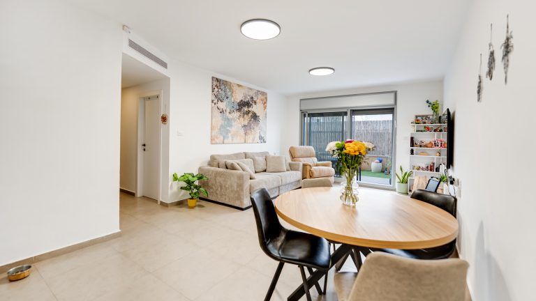 rishon le zion garden house for sale